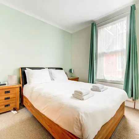 Guestready - Tranquility Near Shepherd'S Bush London Exterior photo