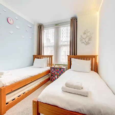Guestready - Tranquility Near Shepherd'S Bush London Exterior photo