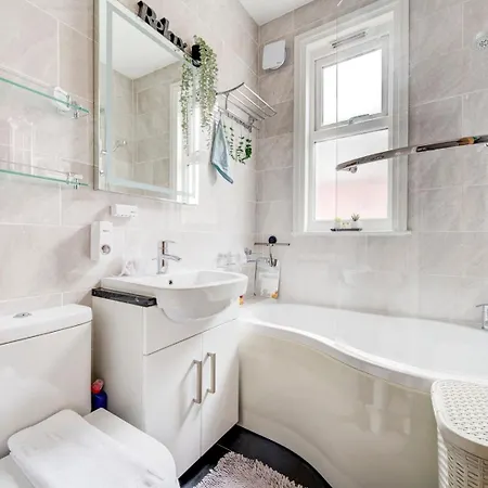 Guestready - Tranquility Near Shepherd'S Bush London Exterior photo